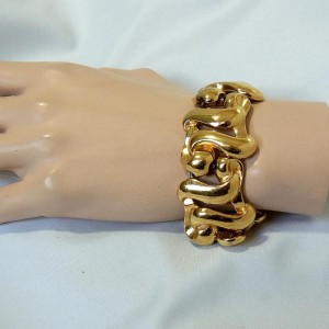 Bold Monet bracelet in original box Robuste armband in originele doos vintage modernist designer American Amerikaanse costume jewelry 2.JPG
