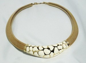 Christian Dior vintage costume designer necklace white enamel ketting c.JPG