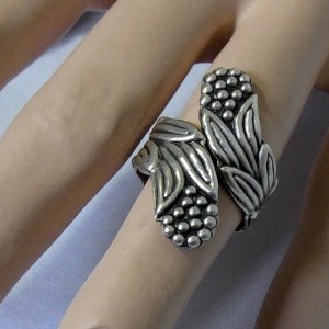 Vintage old oude Mexican Mexicaanse Mexico 925 sterling Hechio zilveren ring silver designer Taxco 1960s 1970s modernist native 1.JPG