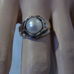 Hagit Gorali Israel robust sterling silver modernist ring pearl  robuuste 925 zilveren ring met parel vintage designer 1.JPG