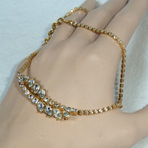 Monet vintage desigber necklace collier ketting met strass crystals goldtone goudkleurig American Amerikaans 1960s 1970s 70er jaren 60er 6.JPG