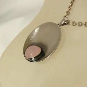 Niels Erik From NEFROM Denmark Denemarken vintage modernist pendant necklace hanger ketting designer Scandinavian 6.JPG