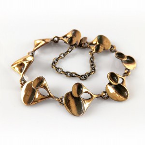 Hannu Ikonen Finland Bronze bronzen schakel armband link bracelet rendiermos reindeermoss designer modernist Scandinavian Finnish vintage 2.jpg