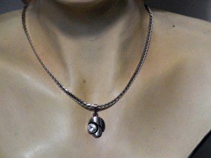 Karl Laine Finnfeelings Finland Finnland necklace pendant hanger kettingcollier vintage modernist zilveren 1.JPG