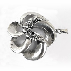 Hannu Ikonen Finland 925 sterling silver zilveren reindeer moss rendier mos hanger pendant Valo Koru modernist vintage designer Scandinavian 4.jpg
