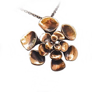 Hannu Ikonen Finland bronze bronzen hanger ketting collier necklace reindeer moss rendier mos vintage modernist scandinavian designer 2.jpg