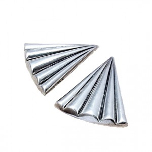 Large grote modernistische modernist clip oorbellen earrings 925 sterling zilver silver VD and makersname in script designer vintage 7.jpg
