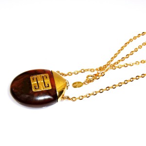 Givenchy 1973 pendant necklace designer vintage haute couture Paris Parijs hanger ketting 2.JPG