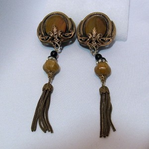 Long lange Vintage Ermani Bulatti brons kleurige brass coloured designer clip oorbellen earrings Art Deco style from Holland The Netherlands c.JPG