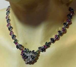 Vintage Costume Christian Dior Germany silver tone zilverkleurig collier necklace ketting met veelkleurig multi coloured strass  Svarofski stenen stones Blue Green Violet Crystal d.JPG