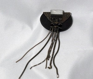Big Ermani Bulatti brass designer brooch with long dangles from the eighties 1JPG.JPG