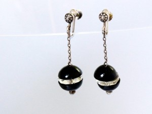 Vintage 925 zilveren schroefoorbellen met glazen bolhanger in 3 losse delen met zwart en helder glas srew backe earrings silver sterling with black and crystal glass  b.JPG