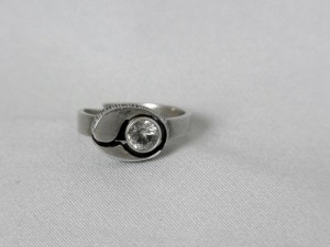 Karl Laine Finnfeelings Finland Modernist Vintage 925 silver zilveren adjustable verstelbare ring met bergkristal a.JPG
